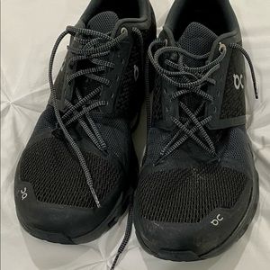 ÓN Cloudstratus cloud Black Running shoe size 11